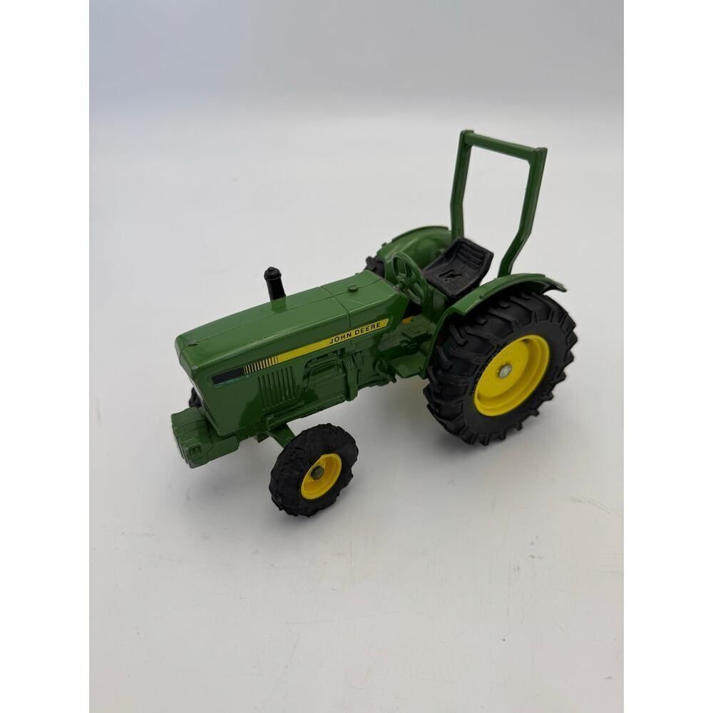 John Deere 1/16 die‎ cast collectable 0679gd